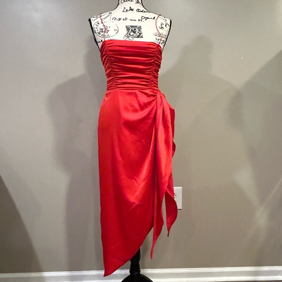 WAYF Ruched Bodice Satin Midi Dress - Picture 6 of 10